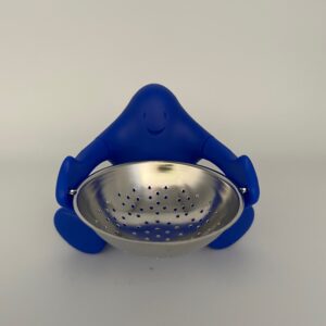 Alessi SP09 DAZ tea strainer in dark blue with stainless steel filter
