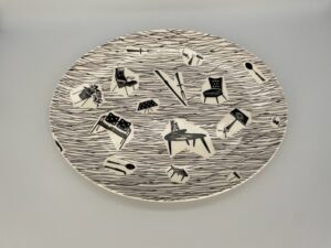 Large oval Plate with 16 motifs, size 13" x 10.35" (33 x 26 cm) with earlier Homemaker Made in England backstamp.