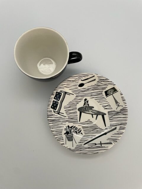 Homemaker Teacup & Saucer - Image 2