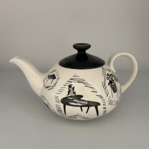 Rare Tea Pot (4.5" / 11.5 cm) tall with later Homemaker Ridgway Potteries backstamp.