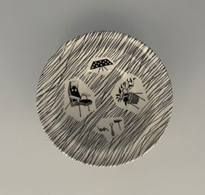 Fruit Bowl with 4 motifs, size (6" / 15 cm) with earlier Homemaker Made in England backstamp.