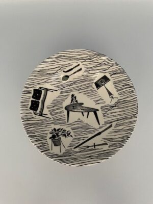 Oatmeal Bowl (deeper) with 6 motifs, size (6.25" / 16 cm) with Ridgway Potteries Homemaker backstamp.