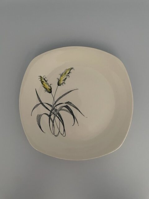 Midwinter Bali-Hai Plate 7.5"
