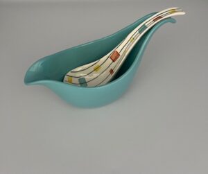 Midwinter Magic Moments Gravy Boat & Ladle