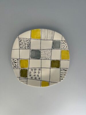 Midwinter Chequers Plate 9"