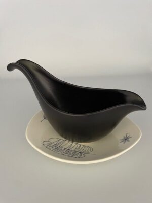 Midwinter Nature Study Gravy Boat & Saucer