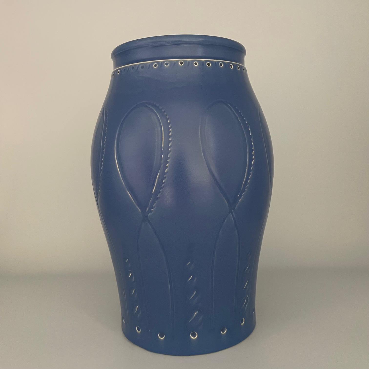 Susie Cooper Crown Works Studioware Vase pattern 528 c1932 - Image 2